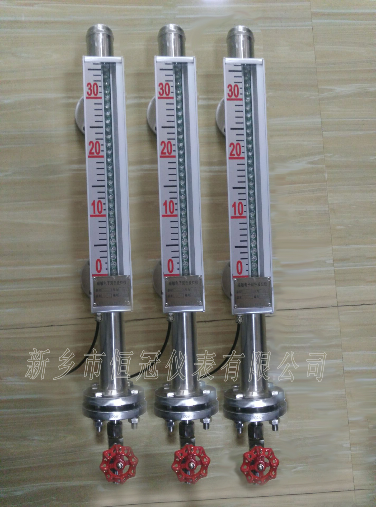 福建省訂制的磁敏電子雙色液位計已發(fā)貨，吳經(jīng)理您保持手機暢通，以方便接收